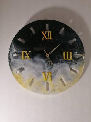 Horloge Epoxy "Dans les nuages"