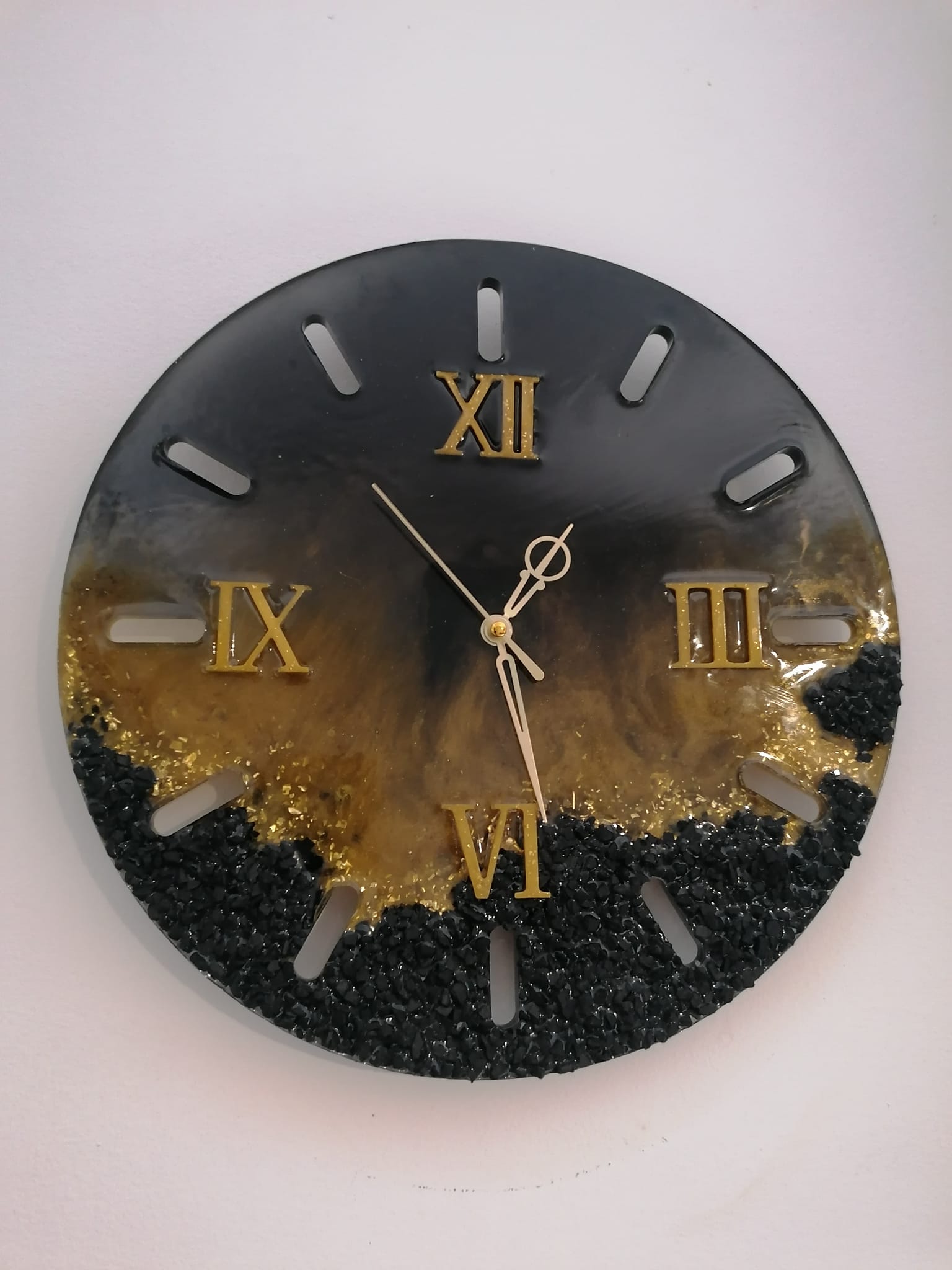Horloge Epoxy "Terre de feu"
