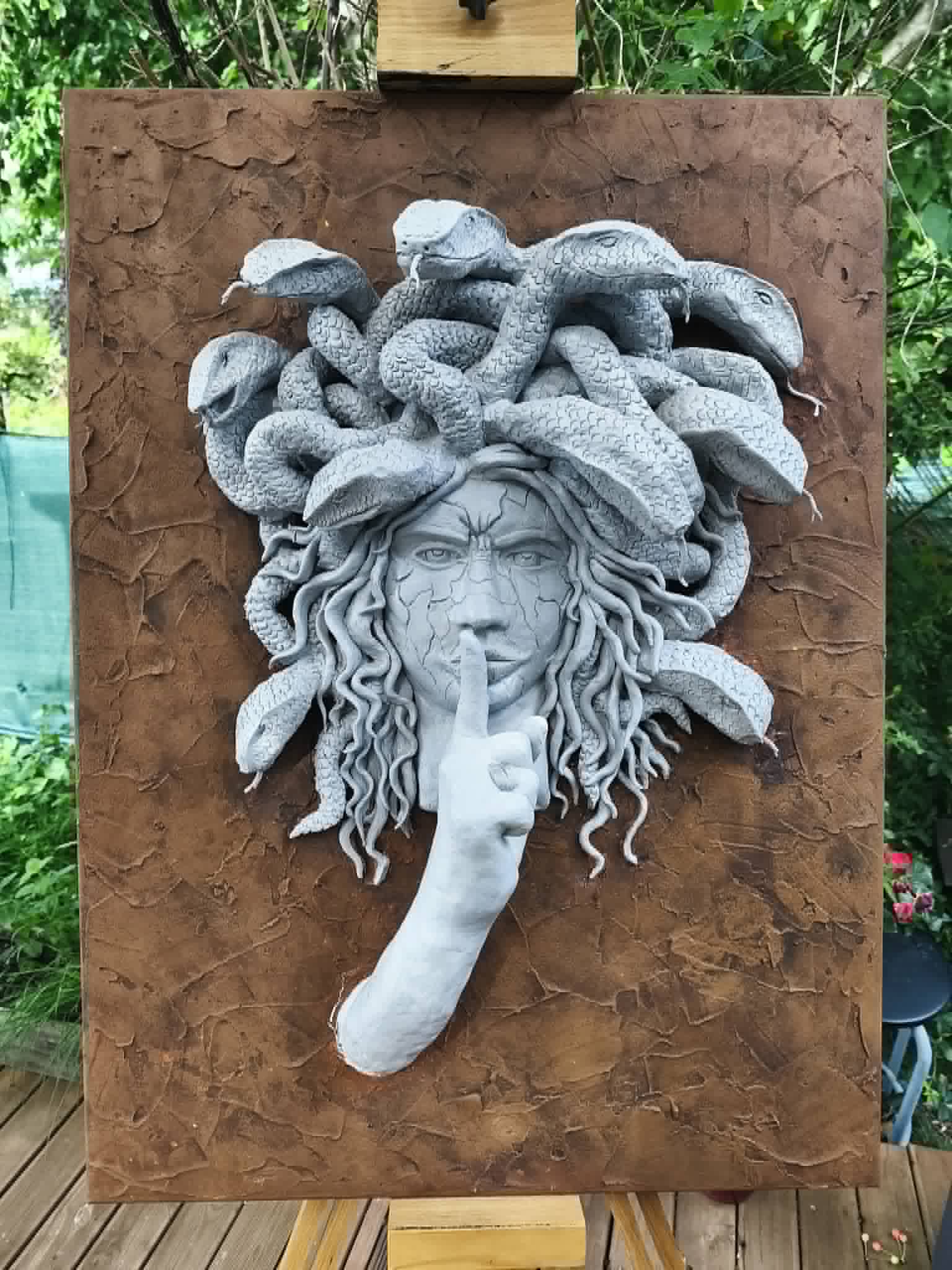 Sculpture sur toile "Nous toutes" – Image 2