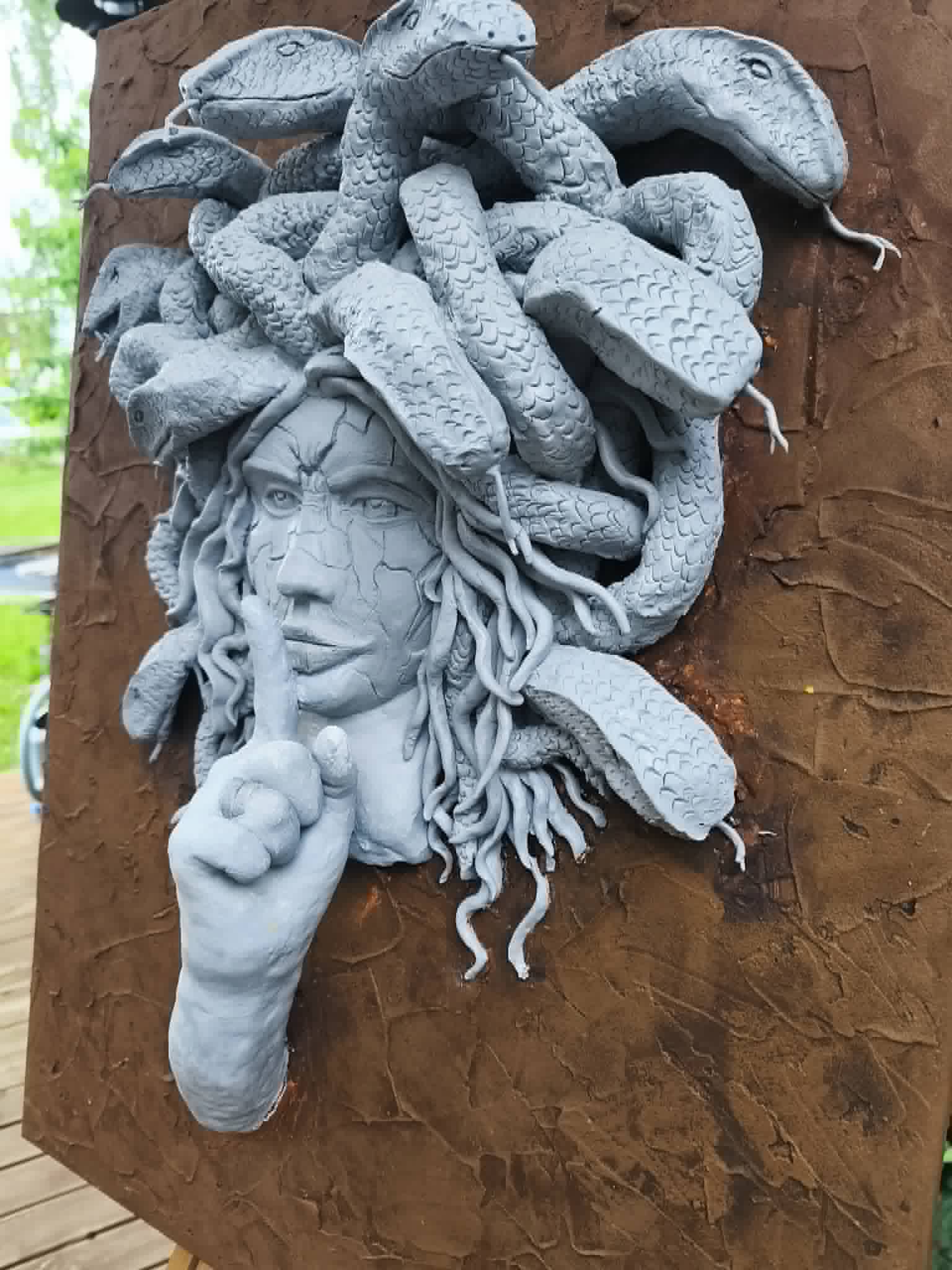 Sculpture sur toile "Nous toutes" – Image 3